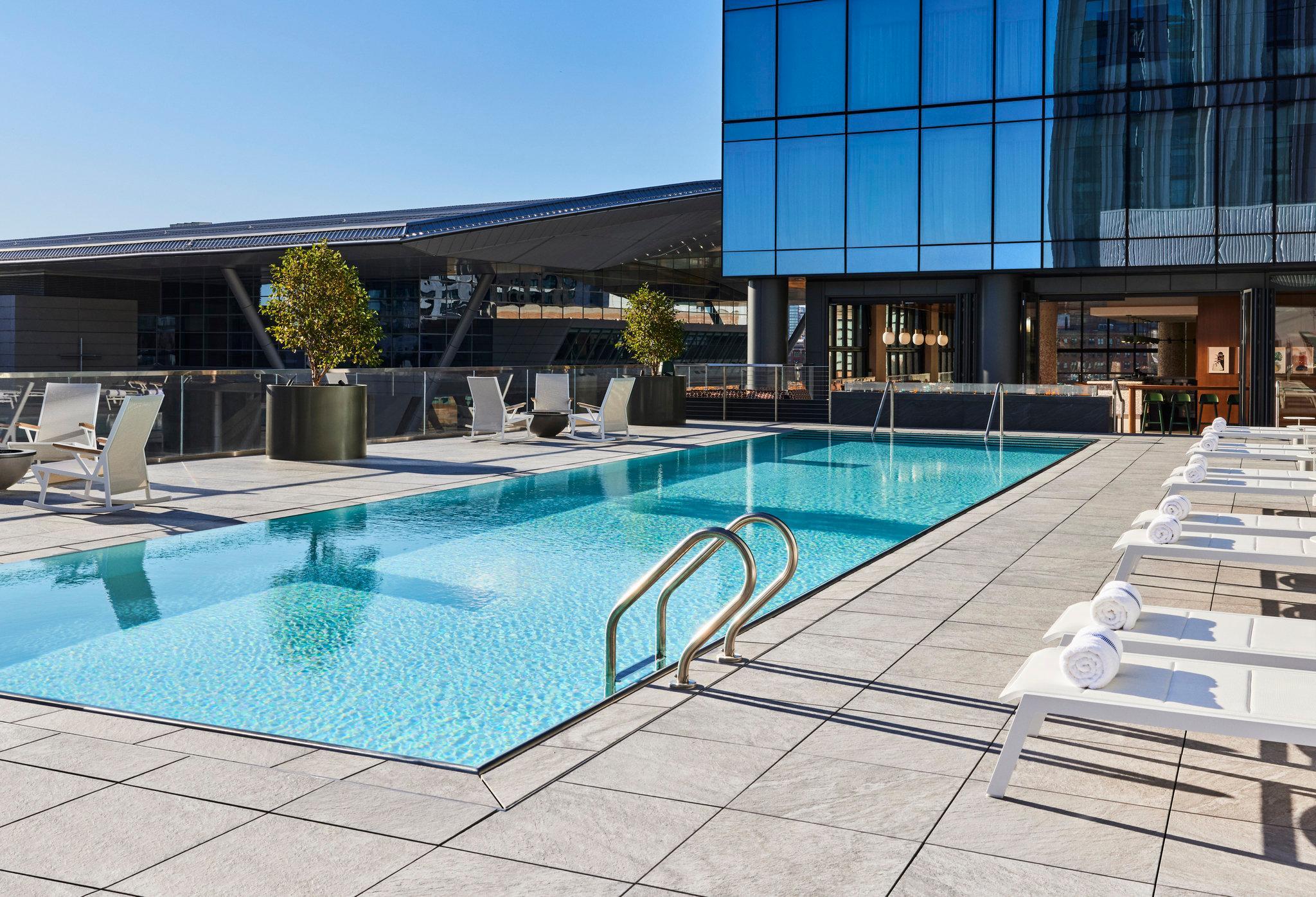 Omni Boston Hotel At The Seaport Ngoại thất bức ảnh